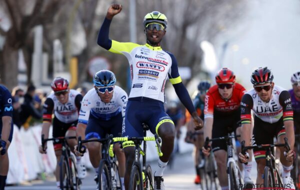 Epocale vittoria africana nel ciclismo: l’eritreo Girmay vince la classica Gand-Wevelgem in Belgio
