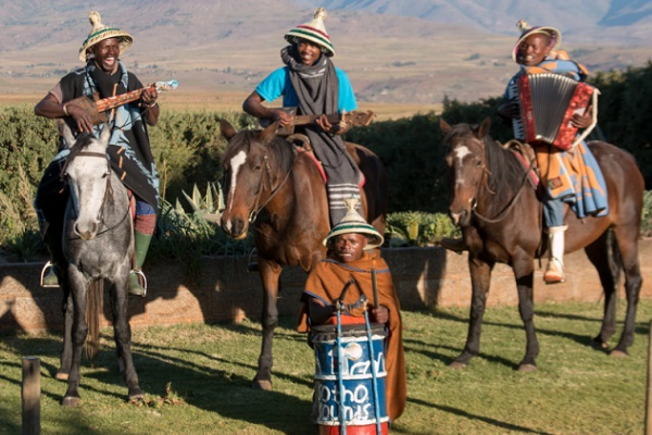 Il Lesotho in testa alla classifica per numero di omicidi: la faida delle fisarmoniche al centro di molti assassini