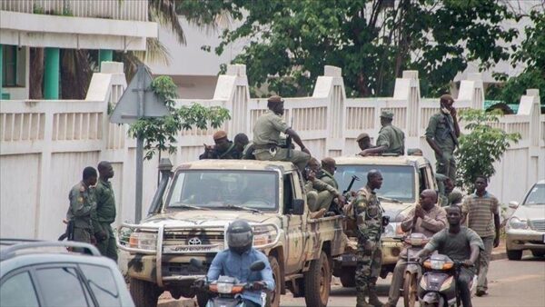 Ennesimo colpo di Stato fallito in Mali e Bamako si ritira dall’organizzazione regionale del Sahel