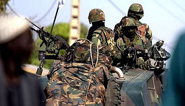 Sventato altro colpo di Stato in Gambia: arrestati quattro militari