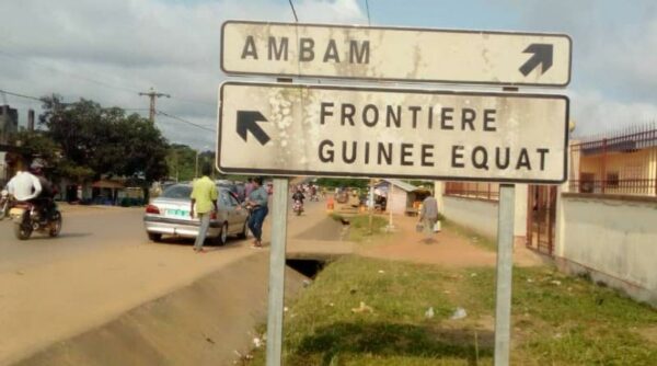 Otto morti per febbre emorragica nella Guinea Equatoriale: chiuse le frontiere si indaga per capire se si tratta di ebola