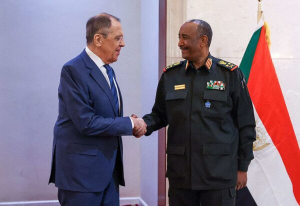 Lavrov strappa il via libera alla costruzione di una base navale russa al governo militare sudanese