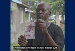 setta religiosa padre mostra foto figli morti