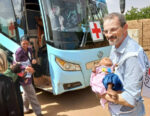 230607-Khartoum-children-evacuated-ICRC2-1024×788