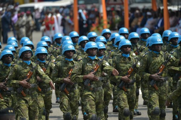 Bamako chiede all’ONU: “Ritirate immediatamente i caschi blu”