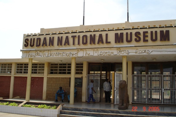 Ripresi violenti i combattimenti in Sudan: saccheggiato il museo nazionale