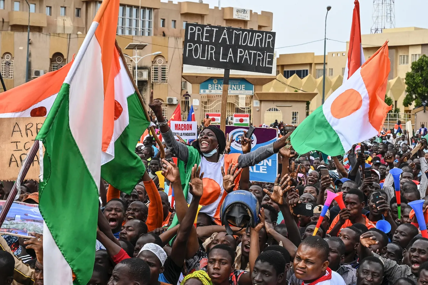 I golpisti del Niger all’ECOWAS: “Un’attacco qui non sarà una passeggiata”
