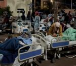 Marrakesh, pazienti curati nell’atrio esterno dell’ospedale