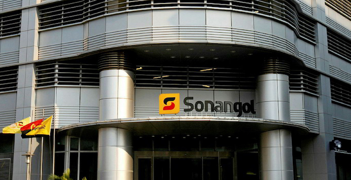 Dos Santos - sede della Sonangol