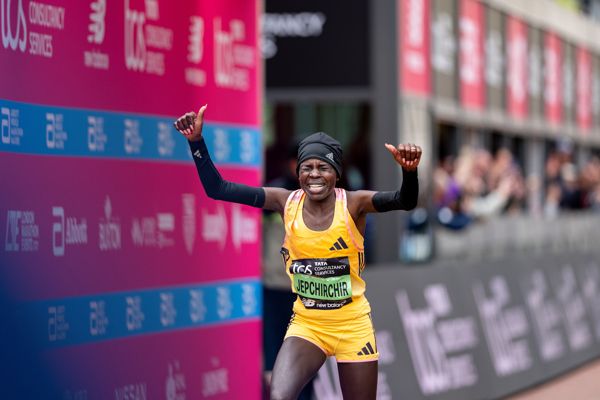 Alla maratona di Londra i re sono gli atleti keniani