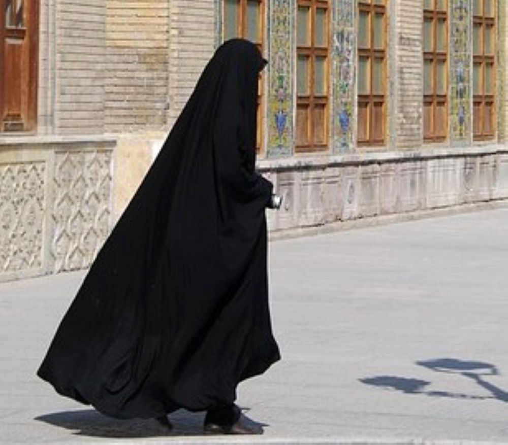 Iran: il regime aumenta la repressione dopo l’attacco israeliano