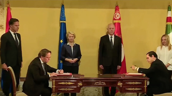 migranti accordi Tunisia-UE 2023