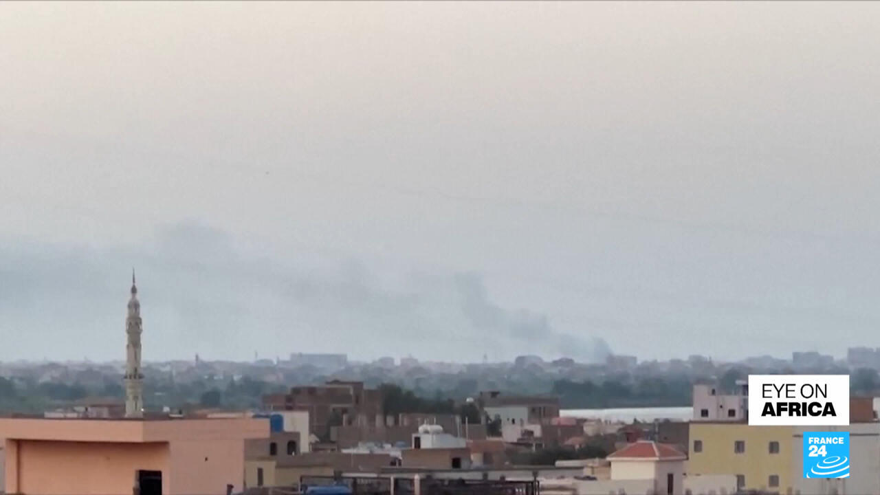 Bombardamenti con droni RFS nelle vicinanze dell’aeroporto di Khartoum.