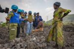Personale lell’ONU visito profughi