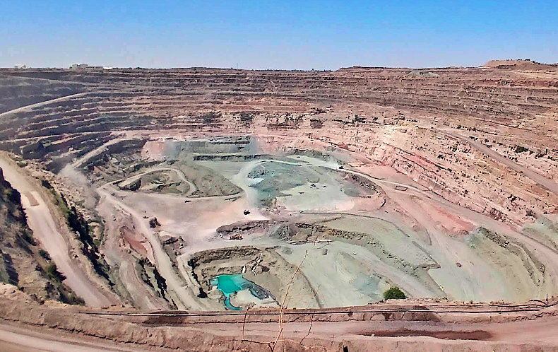 diamanti Orapa diamond mine